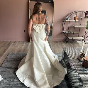 Beautiful soft satin couture wedding dress ; Amsale Couture
